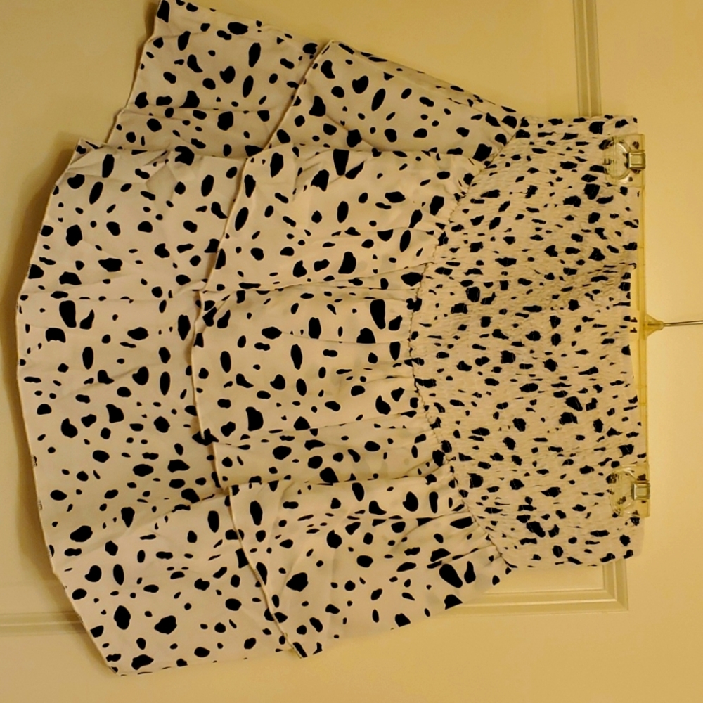 Polka-dot halter top